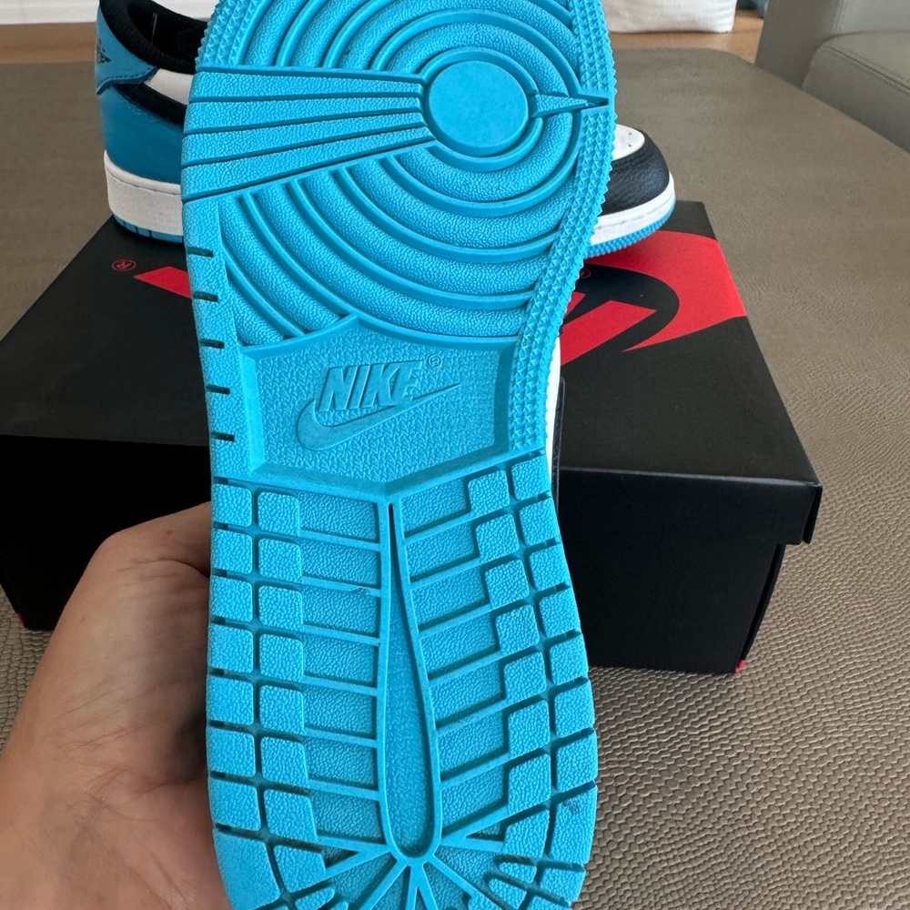 Air Jordan 1 Retro Low OG (GS) youth 5.5 white power blue black - Picture 10 of 12